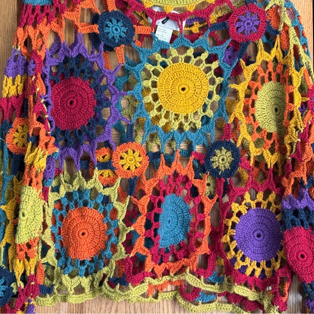 Colorful Crochet Crop Top L - Picture 2 of 6
